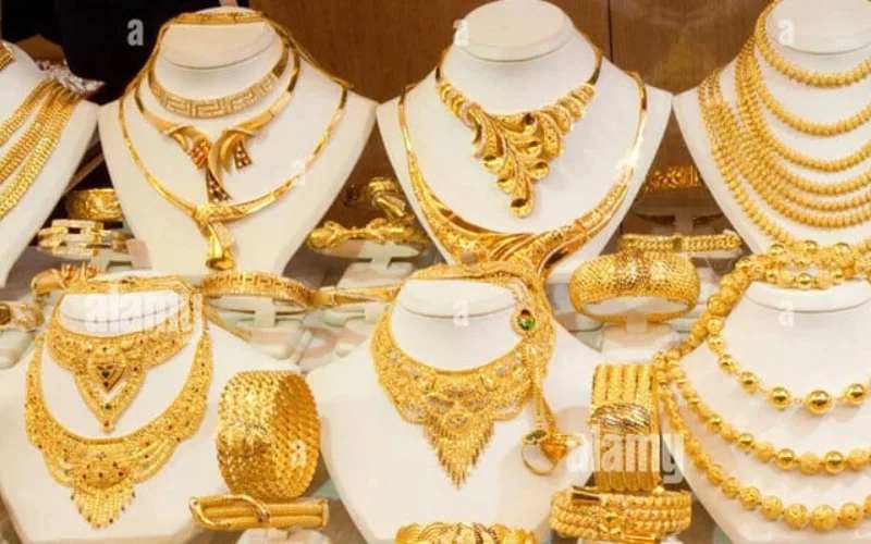 Gold Prices Plunge in Pakistan Due to Global Market