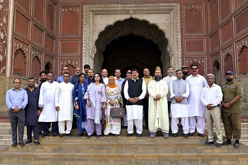 Bangladeshi Delegation Visits Pakistan