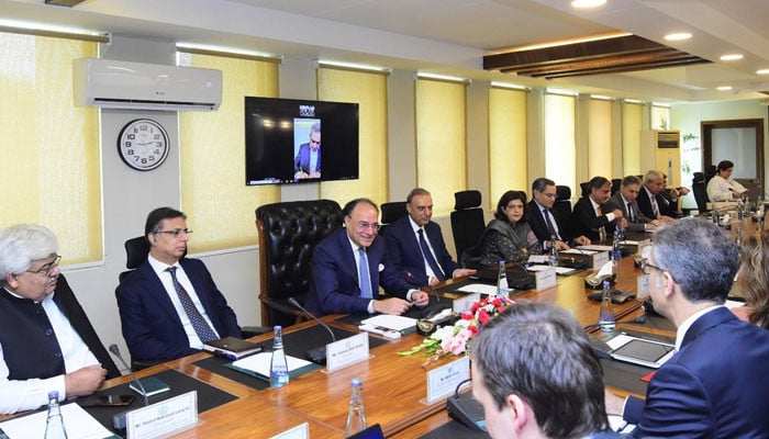 FinMin Discusses Budget Preparations, Macroeconomic Outlook with IMF Mission