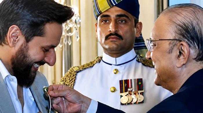 President Asif Ali Zardari Honors Shahid Afridi with Hilal-e-Imtiaz Award
