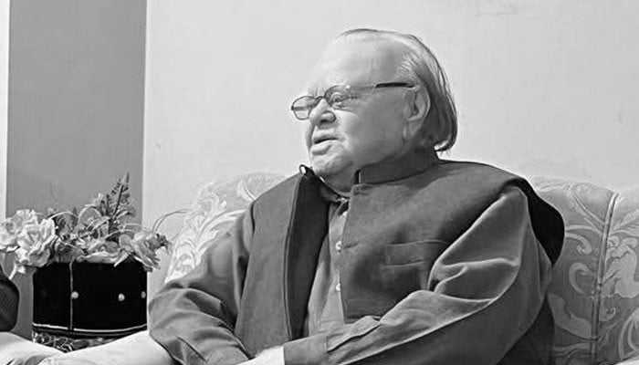 Senior Journalist Altaf Hassan Qureshi Passes Away