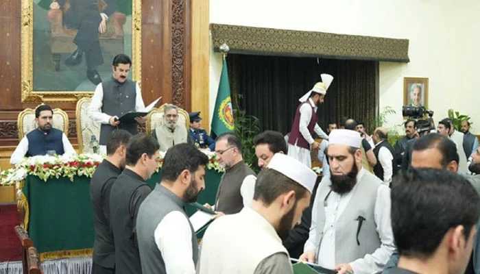 Governor Administers Oath to New KPK Ministers