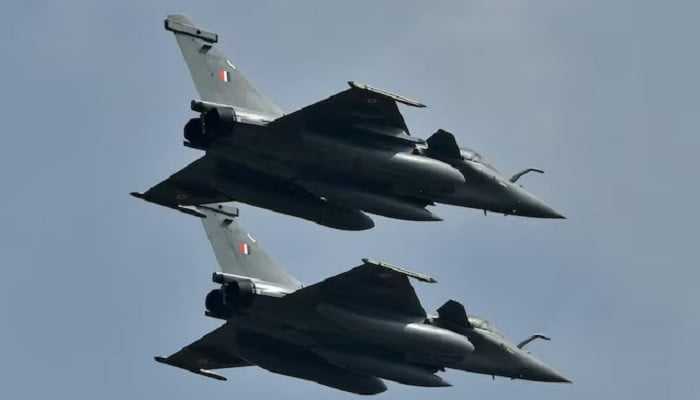 Military Jets' Crew Safely Eject After Air Show Collision