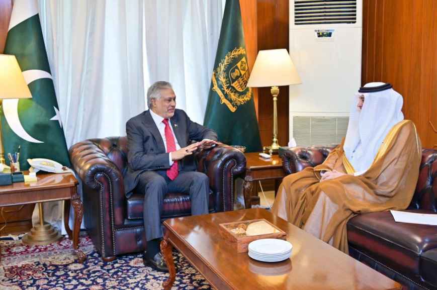 DPM/FM Dar, Saudi Amb. Discuss Regional Developments