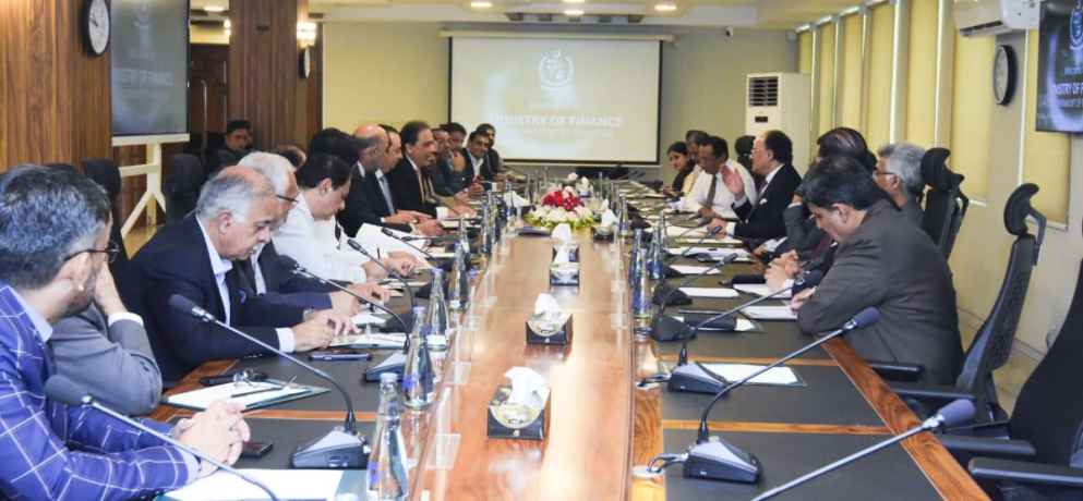 FPCCI Delegation Meets Finance Minister with Budget Proposals