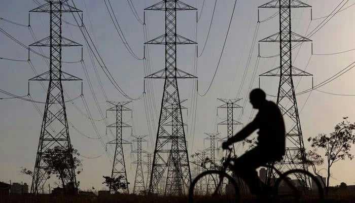 Govt Announces No Electricity Tariff Hike in June Due to Effective Policy Measures and Timely Interventions