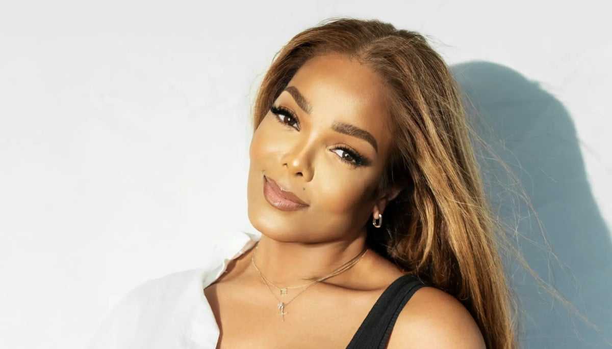 Janet Jackson Turns 60