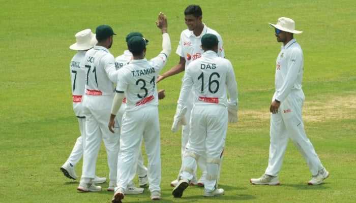 Second Test: Pakistan lose openers, still require 336 against Bangladesh