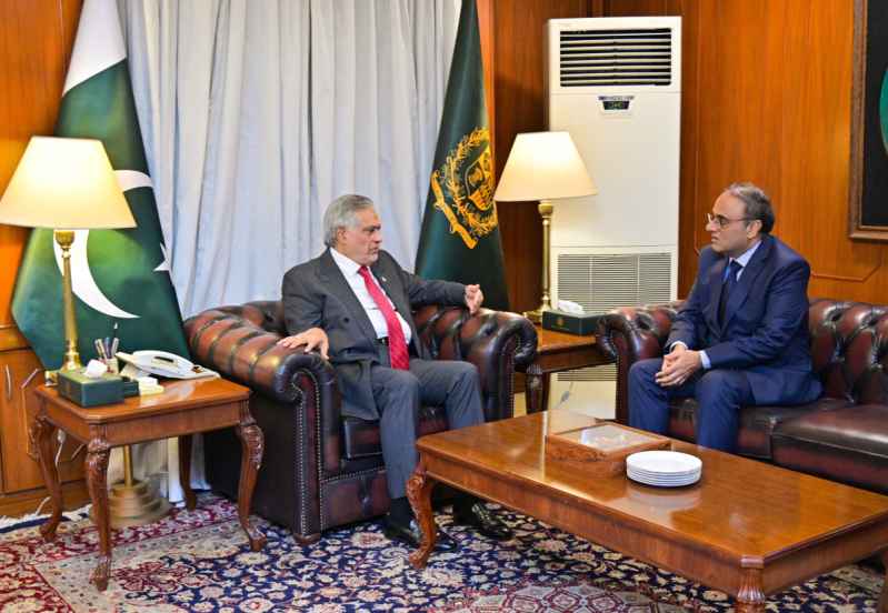 Dar Urges Envoy-Designate to Strengthen Pakistan-Iran Partnership