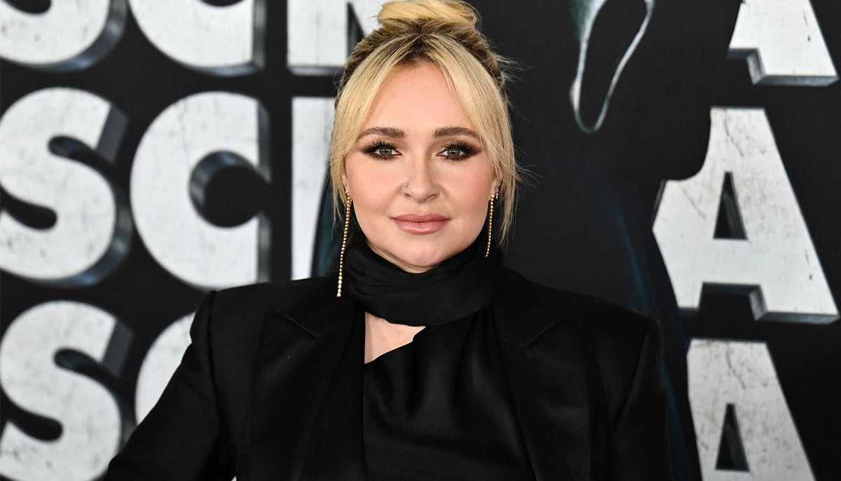 Hayden Panettiere Reveals Shocking Yacht Story with 'Famous Singer'