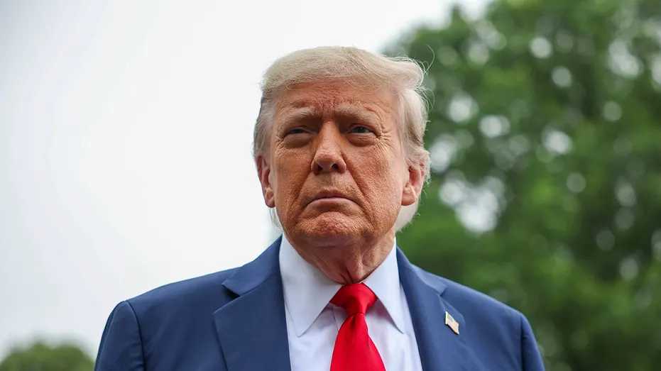 US Senate Advances War Powers Resolution to Limit Trump's Iran War Authority