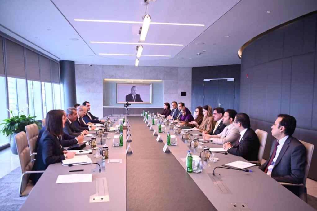 CM Discusses Economic Partnership with Azerbaijan Economy Minister