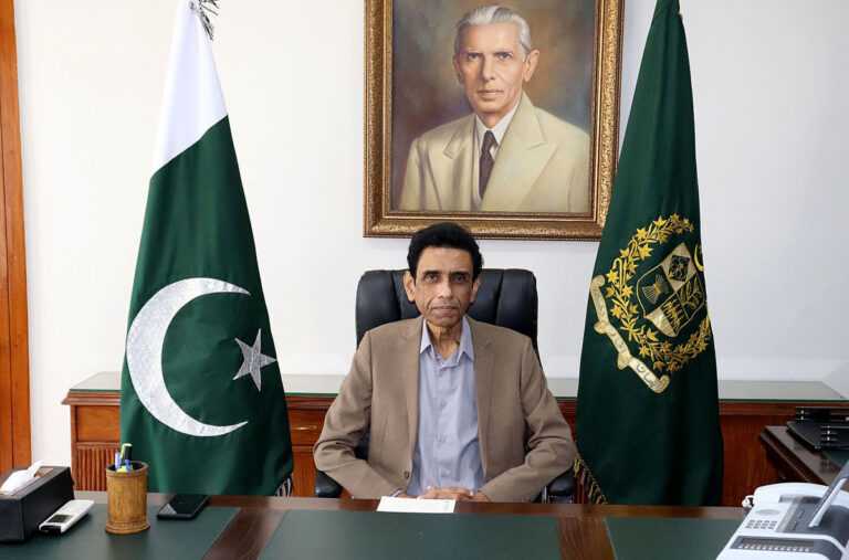PM Approves Dr Khalid Maqbool's Addition to Economic Coordination Committee