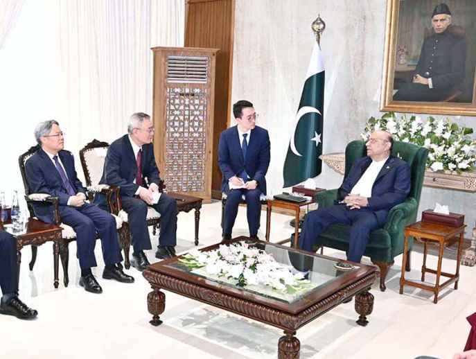 – President Zardari Meets Chinese Official