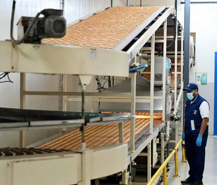 Saudi Inspectors Seize Over 878 Tons of Unsafe Food Ahead of Hajj Season
