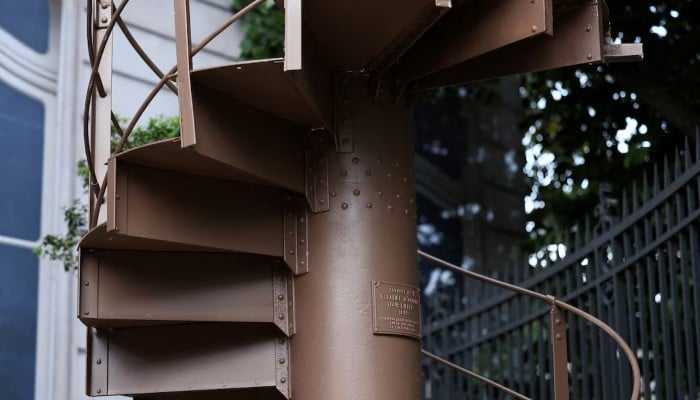 Eiffel Tower Original Staircase Section Sells for Over €450,000 at Paris Auction