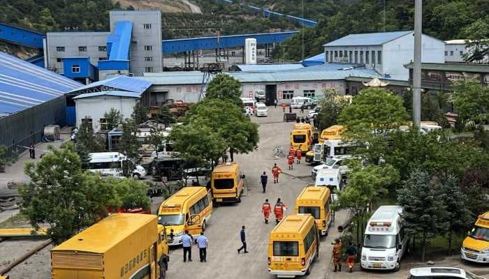 China rescuers search for missing after mine blast kills 8