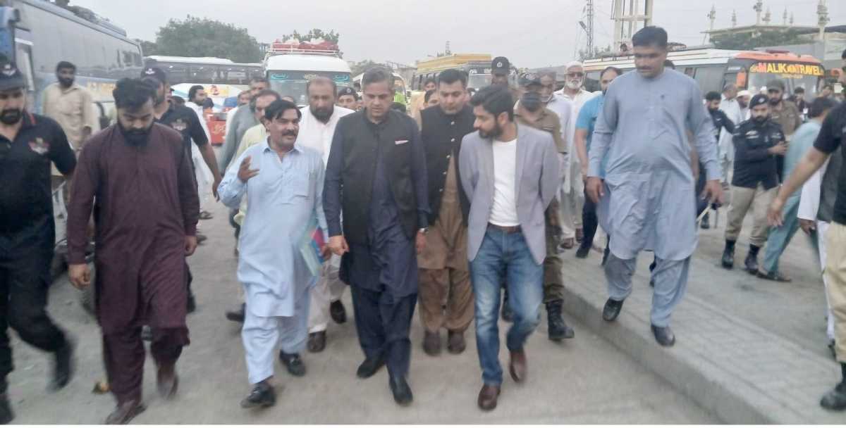 Punjab Transport Minister Inspects Bus Terminals Ahead of Eid Travel