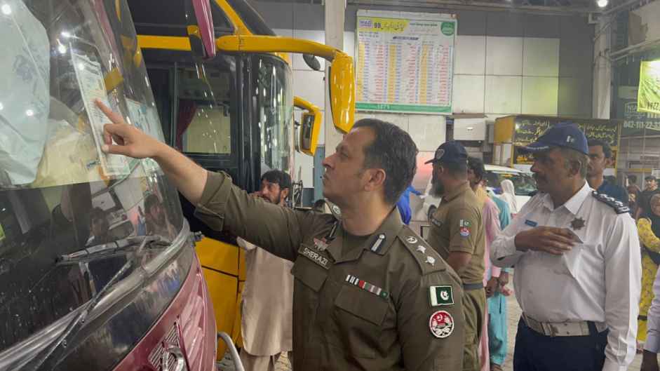 Lahore Chief Traffic Officer Reviews Transport Arrangements at Badami Bagh Bus Terminal Ahead of Eidul Azha