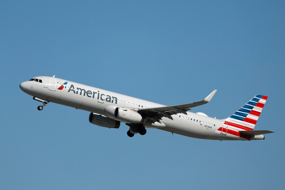 SpaceX's Starlink Secures Major Deal with American Airlines, Boosting IPO Prospects