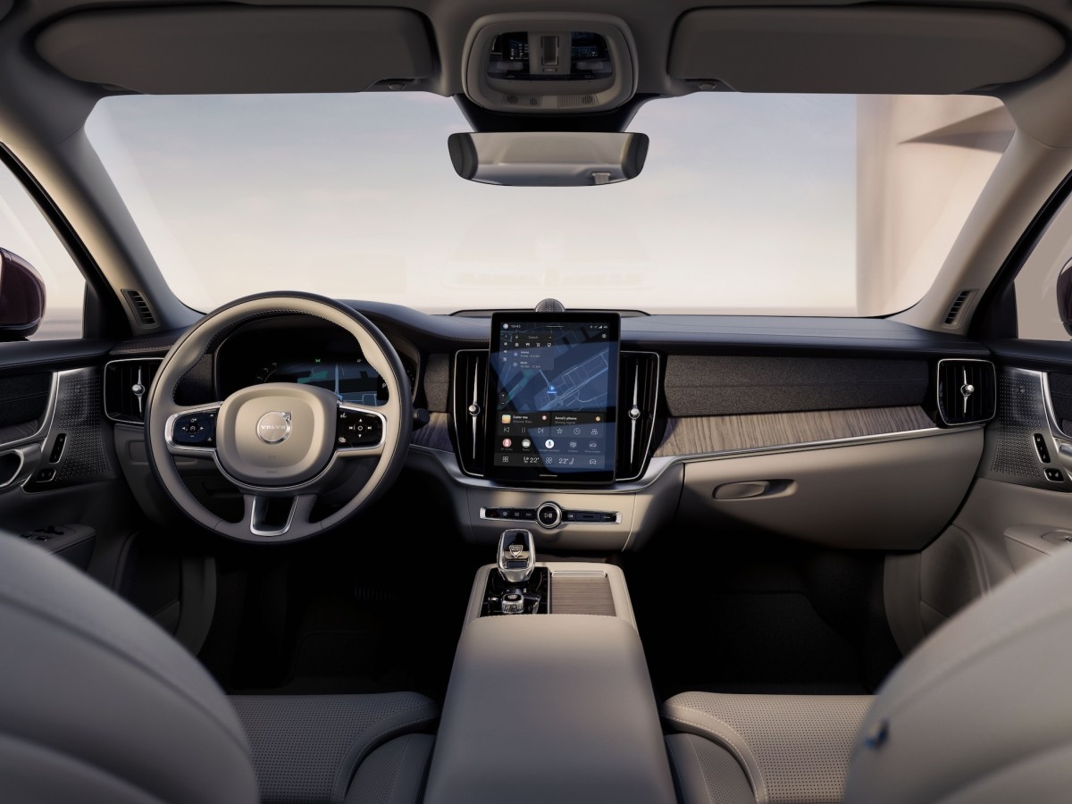 Trump Administration Allows Volvo to Continue Selling Connected Cars in US