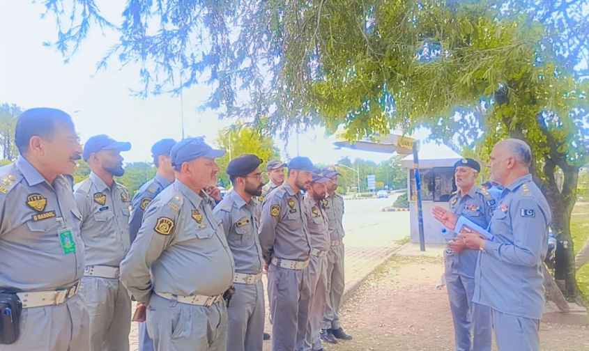 Over 400 ITP Officers Deployed for Smooth Eid Traffic in Islamabad