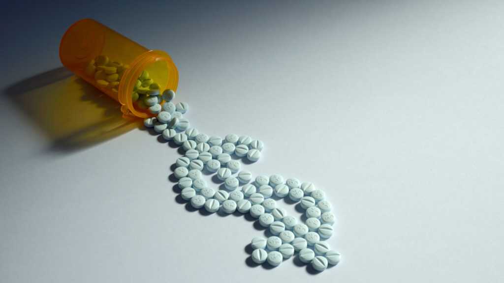 Trump’s Pharma Deals Under Scrutiny After Snake Incident