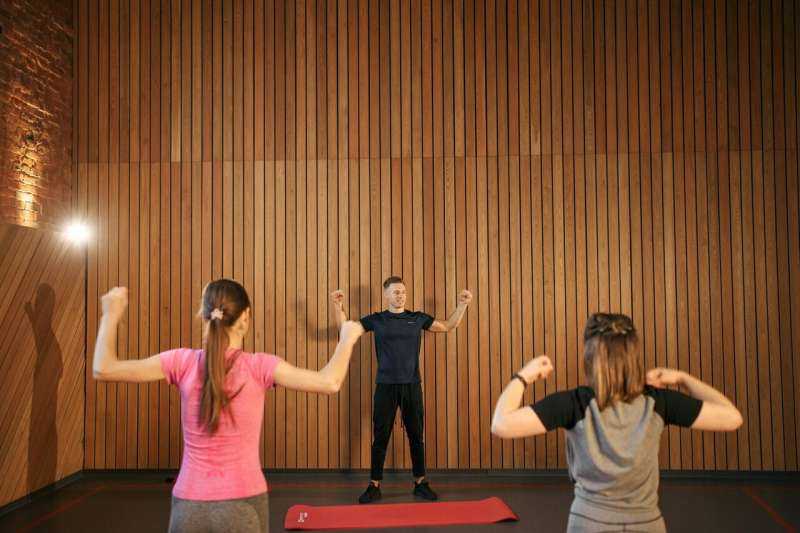 How High-Intensity Interval Training Affects Inflammatory Responses in Runners vs Cyclists