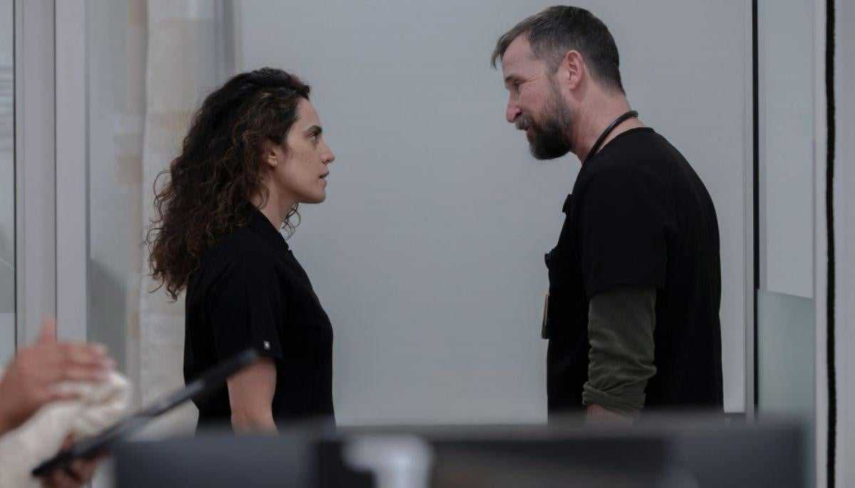 Sepideh Moafi Denies Feud Rumours with Noah Wyle from ‘The Pitt’