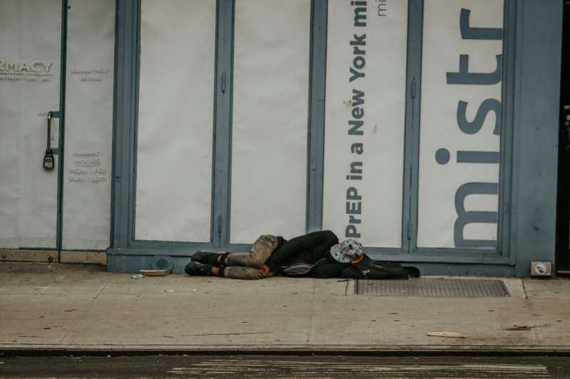 Hidden Link: Brain Injuries Often Precede Homelessness, Interviews Reveal