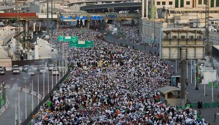 Muslim Faithful Begin Leaving Makkah After Completing Hajj Pilgrimage in Saudi Arabia