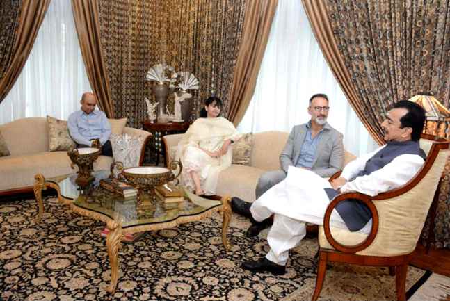 US Consul General Stetson Sanders Meets Chairman Senate Syed Yousaf Raza Gilani to Discuss Key Issues