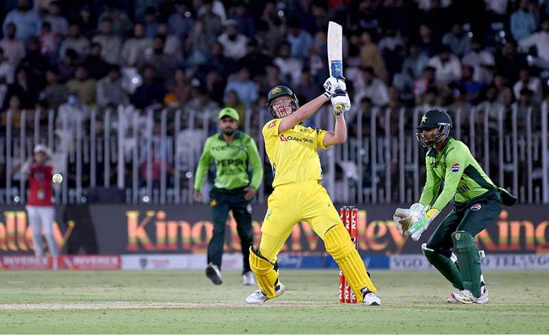 Nathan Ellis Scores for Australia in First ODI Against Pakistan