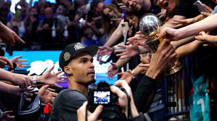 San Antonio Spurs Stun Oklahoma City Thunder to Reach NBA Finals