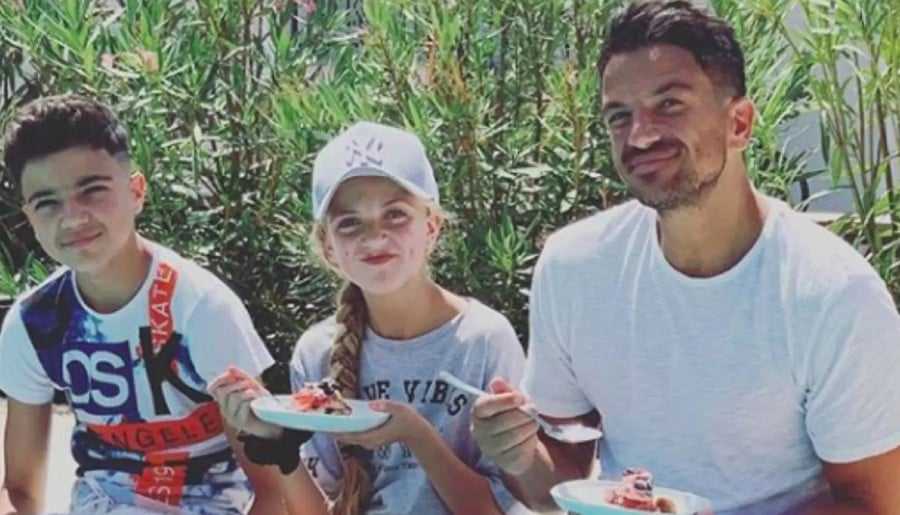 Peter Andre reveals simple trick to handle parenting with multiple kids