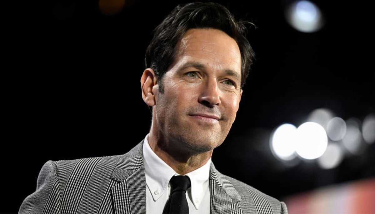 Paul Rudd Criticizes Airplane Mode Rule During Podcast Appearance on Therapuss