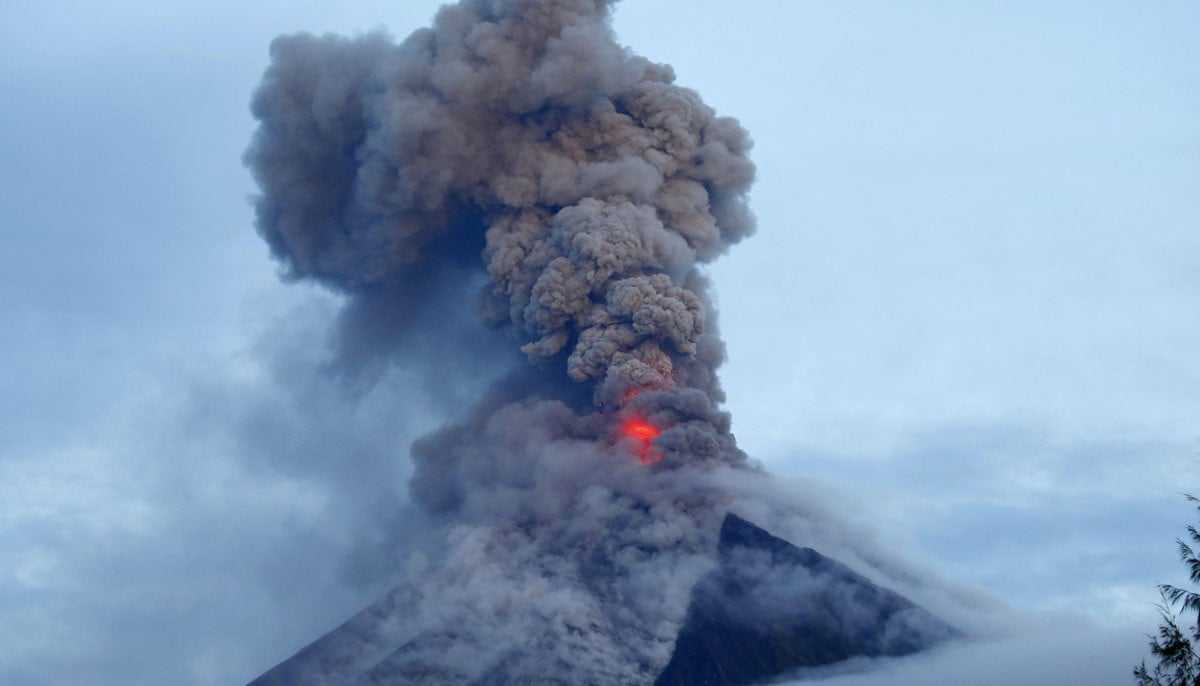 UFO Spotted Behind Active Volcano? Harvard Professor Debunks Mystery