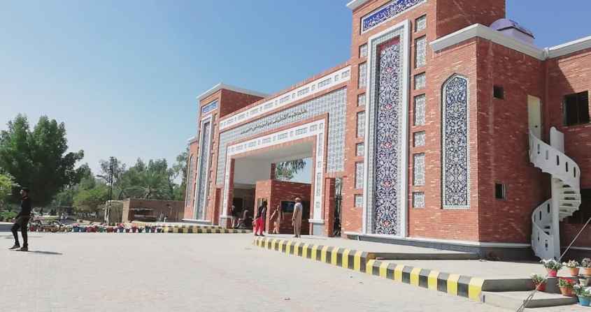 Shah Abdul Latif University Forms Eight Committees for Academic Reforms and Internship Programs