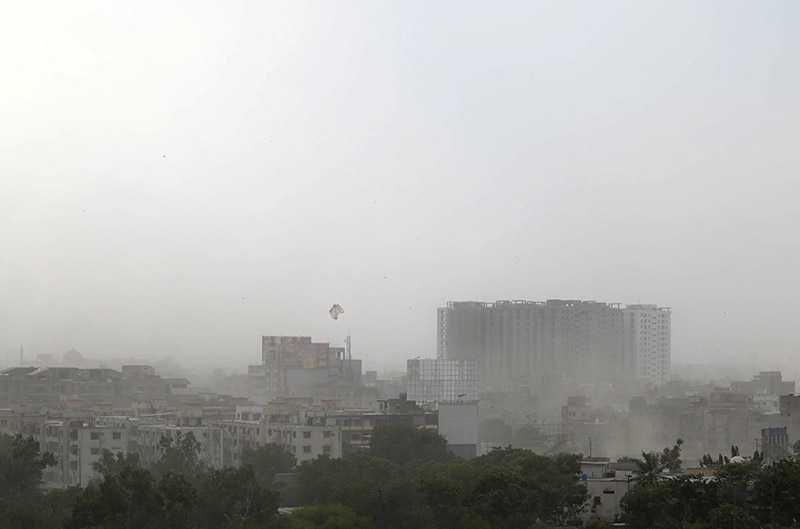 Severe Storm Hits Nawabshah, Claims 6 Lives, Injures 50 People, Causes Widespread Damage in Shaheed Benazirabad District