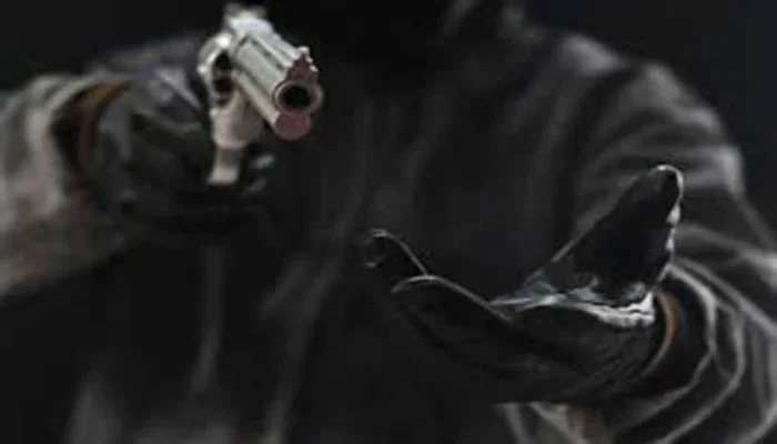 Two Dacoits Arrested in Milk Seller Robbery Case