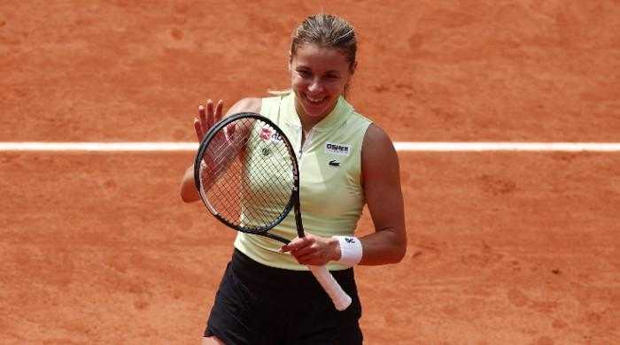 Maja Chwalinska Upsets Anna Kalinskaya, Advances to French Open Semi-Finals