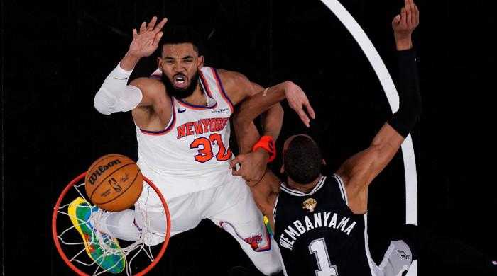 New York Knicks Stage Stunning Comeback to Win Opener of NBA Finals