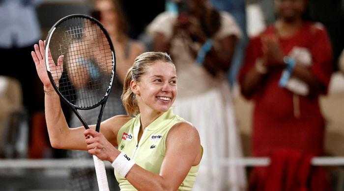 Chwalinska Stuns Shnaider, Sets Up French Open Final with Andreeva