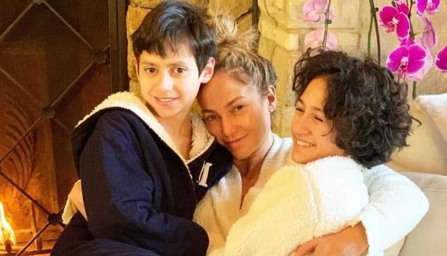 Jennifer Lopez Emphasizes Character Over Grades as Twins Secure University Admissions