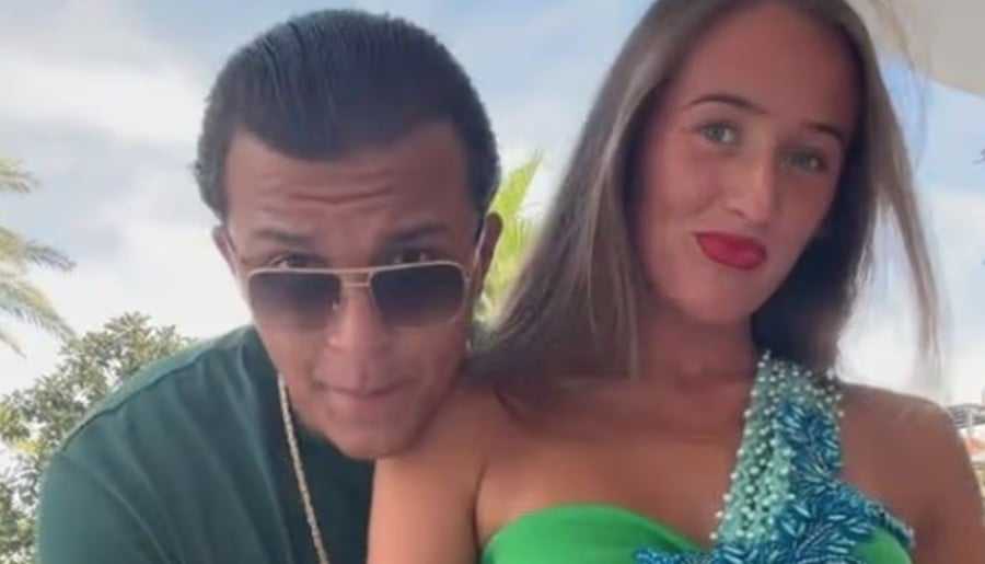 Venezuela Fury’s Husband Noah Price Flirts with Fans by Showcasing Expensive Car Collection