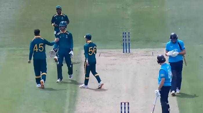 South Africa Crush England Lions in First One-Dayer, Chase Down 120-Run Target