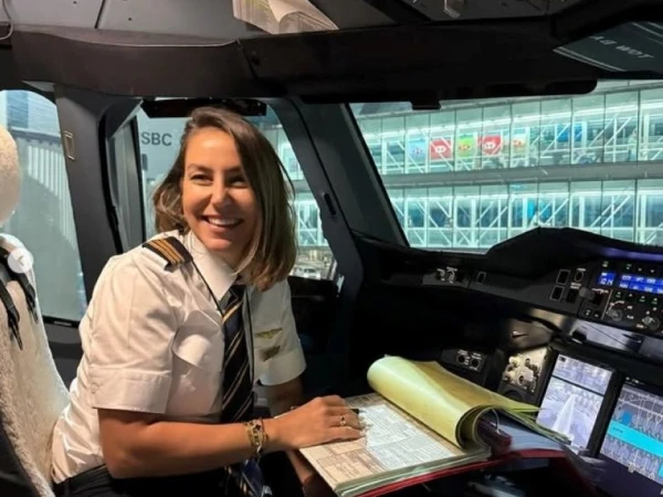 Turkish Pilot Kubra Yildirim Makes History as Captain of the Airbus A380