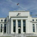 Fed holds firm on rate path forecast