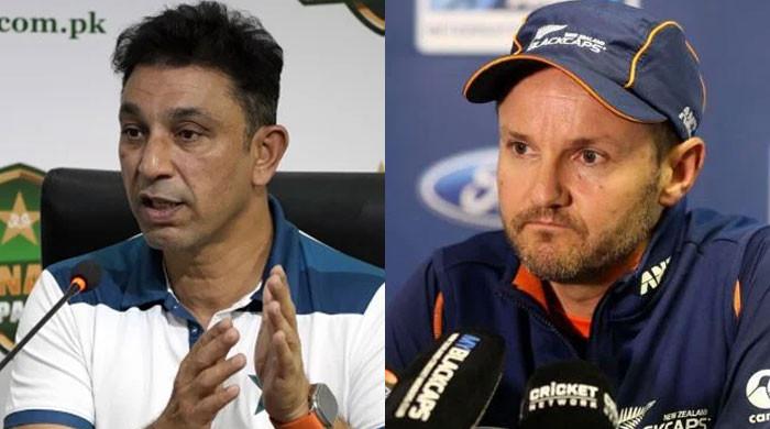 Pakistan considers Azhar, Hesson for head coach position