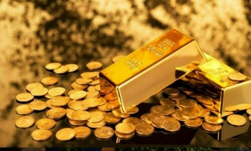 Pakistan gold sees huge rise, price jumps Rs7,800 per tola